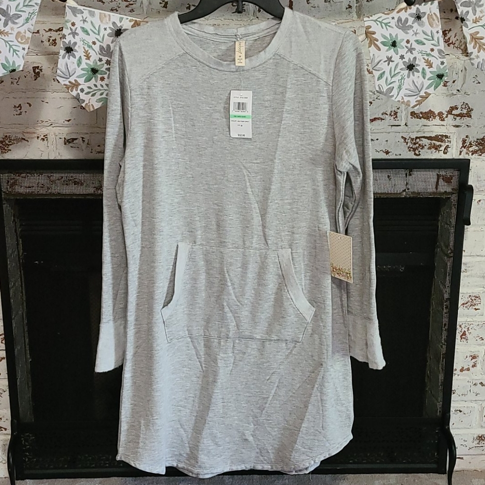 NWT Women's long gray sweater